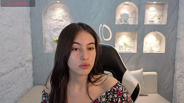 Snapshot of Nikka_Tx chatting on November 29, 2025, 7:58 pm Nikka Tx online show from November 29, 2025, 7:58 pm