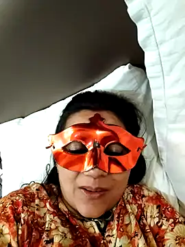 Snapshot of LOVE__RANI chatting on May 5, 2026, 3:53 am LOVE RANI online show from May 5, 2026, 3:53 am