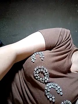 yoyo-mi online show from April 1, 2026, 2:46 am