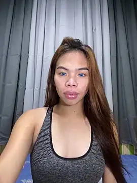 Snapshot of kierra_fox chatting on November 14, 2025, 1:15 pm kierra fox online show from November 14, 2025, 1:15 pm
