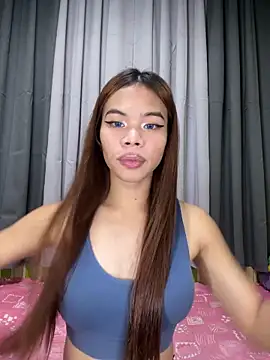 Snapshot of kierra_fox chatting on November 26, 2025, 12:16 pm kierra fox online show from November 26, 2025, 12:16 pm