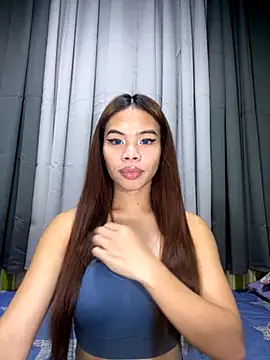 Snapshot of kierra_fox chatting on November 22, 2025, 2:16 pm kierra fox online show from November 22, 2025, 2:16 pm