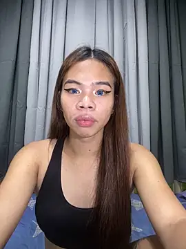 Snapshot of kierra_fox chatting on November 21, 2025, 6:40 pm kierra fox online show from November 21, 2025, 6:40 pm