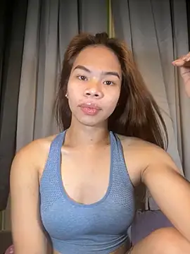 Snapshot of kierra_fox chatting on November 7, 2025, 5:45 am kierra fox online show from November 7, 2025, 5:45 am