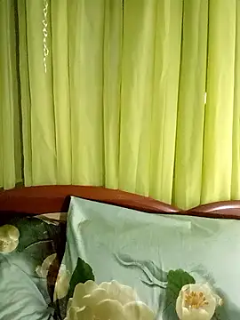 Esenia505 online show from March 11, 2026, 4:56 pm