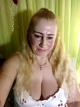 Esenia505 online show from February 15, 2026, 11:20 am