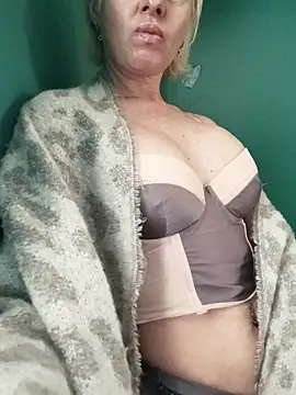 Snapshot of Seta385211 chatting on November 27, 2025, 9:10 am Seta385211 online show from November 27, 2025, 9:10 am