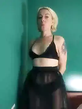 Snapshot of Seta385211 chatting on November 28, 2025, 8:14 am Seta385211 online show from November 28, 2025, 8:14 am