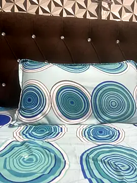 Heena Sharma982 online show from January 8, 2026, 6:19 am