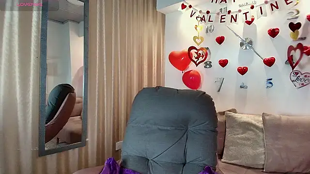 KamyGlam online show from February 23, 2026, 8:31 pm