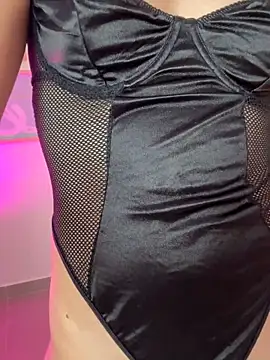 milena kiitty online show from December 1, 2025, 2:07 pm