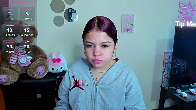 Emma boo online show from February 17, 2026, 3:42 pm