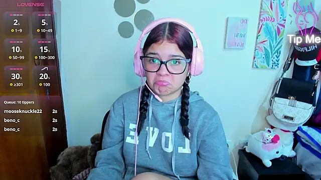 Emma boo online show from December 4, 2025, 4:44 am