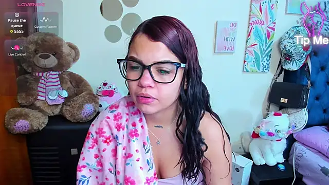 Emma boo online show from January 12, 2026, 1:51 pm