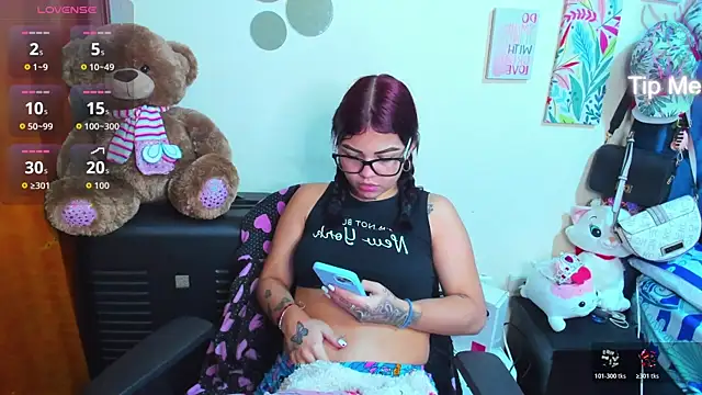 Emma boo online show from December 21, 2025, 5:58 pm