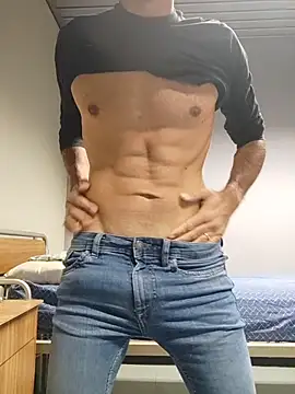 panco pillo online show from November 6, 2025, 9:41 pm