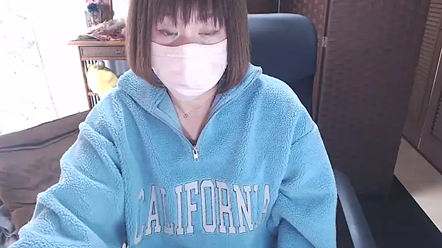 YUNONNON online show from January 10, 2026, 2:18 am