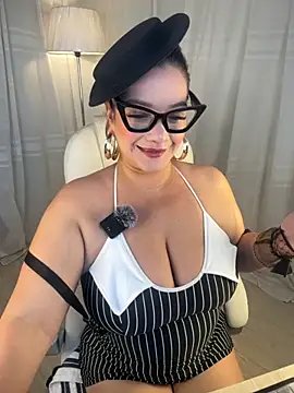 best secret online show from November 26, 2025, 7:36 pm