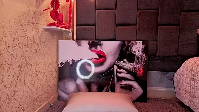 Im-Lola online show from February 26, 2026, 8:31 pm