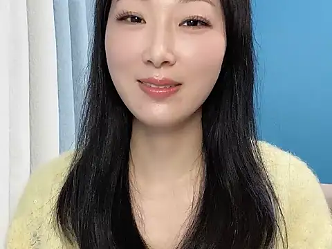 ella55-- online show from November 7, 2025, 3:22 am