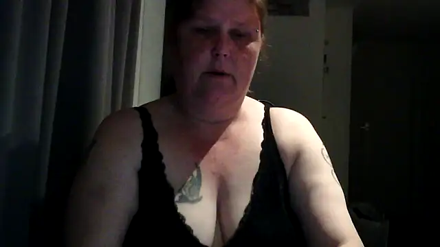 Sylviastar46 online show from May 23, 2026, 8:19 pm