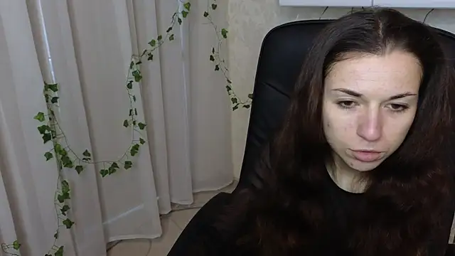 Snapshot of Ulyanix chatting on February 19, 2026, 5:04 am Ulyanix online show from February 19, 2026, 5:04 am