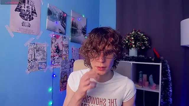 LeoBensyten online show from December 1, 2025, 1:56 pm