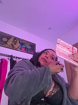 kennedylorel online show from November 19, 2025, 5:35 pm