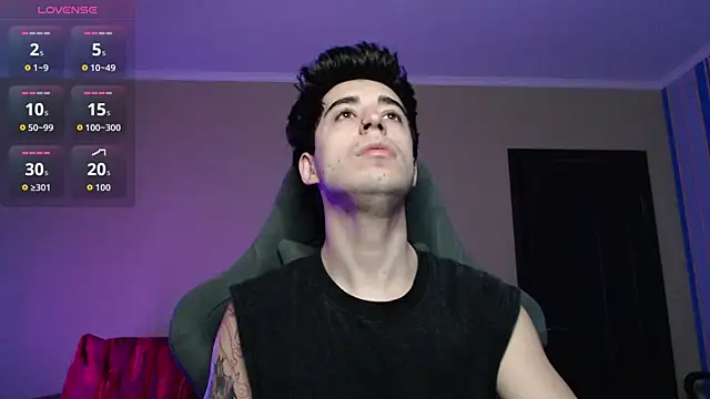 Yofukashii online show from December 23, 2025, 4:45 am