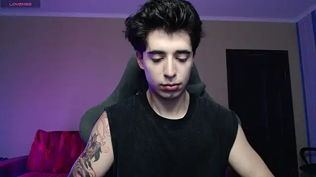 Yofukashii online show from December 22, 2025, 5:18 am