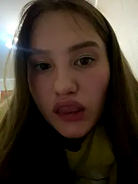 Regina Lynne online show from November 3, 2025, 3:48 pm