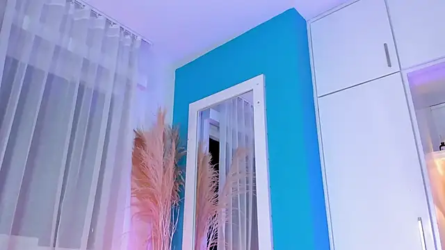 LahanaKimish online show from February 5, 2026, 3:46 am