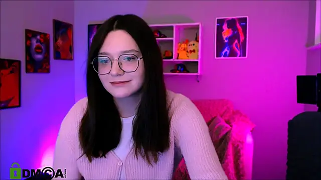 lisa dark  online show from May 1, 2026, 7:30 pm