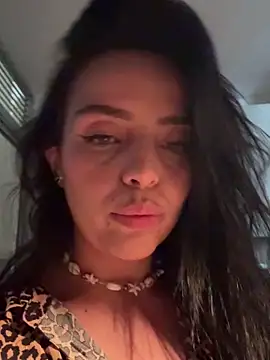 MailynAndNick online show from December 14, 2025, 6:13 pm