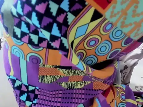 GoldenThickGirl online show from November 10, 2025, 8:25 pm