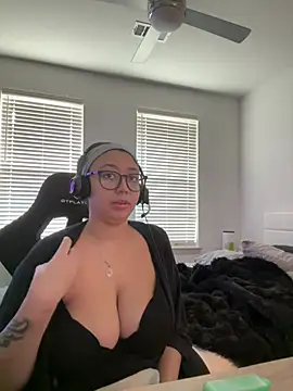 minha baby online show from April 25, 2026, 11:57 pm