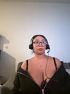 minha baby online show from December 19, 2025, 10:17 am