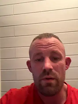 superbertok online show from November 4, 2025, 6:33 pm