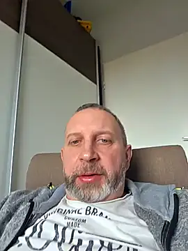 Snapshot of ghost430000 chatting on November 2, 2025, 9:58 am ghost430000 online show from November 2, 2025, 9:58 am