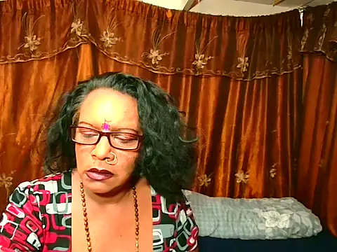 Snapshot of indianace69 chatting on December 1, 2025, 7:20 am indianace69 online show from December 1, 2025, 7:20 am