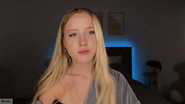 Snapshot of adele_armass chatting on March 15, 2026, 9:00 pm adele armass online show from March 15, 2026, 9:00 pm