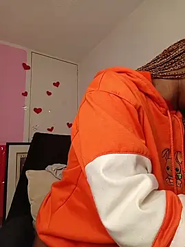 Snapshot of EvonyFoxxx chatting on March 2, 2026, 5:19 am EvonyFoxxx online show from March 2, 2026, 5:19 am