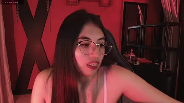 Valk submissive online show from January 7, 2026, 4:39 am