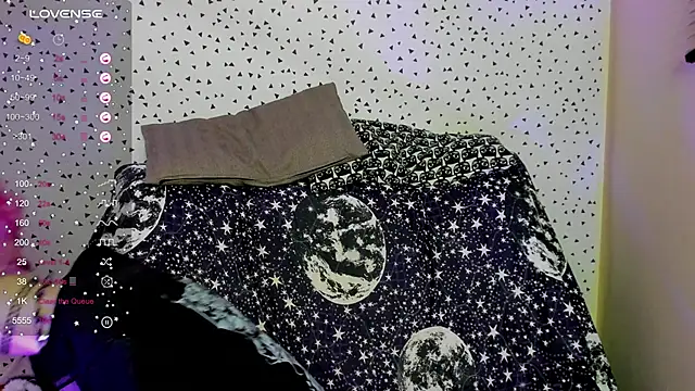 Angel Julles online show from February 13, 2026, 5:02 pm