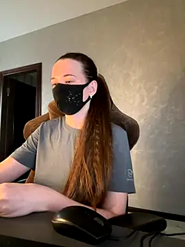 ZlatoslavaLo online show from November 12, 2025, 6:17 am