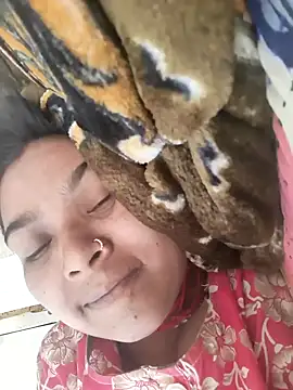 Cute Arushi online show from December 17, 2025, 9:25 am