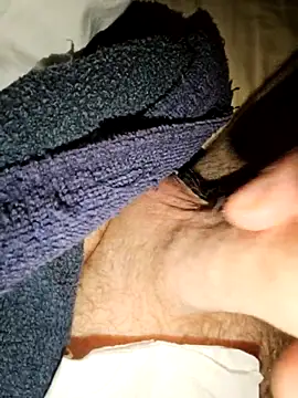 Snapshot of cum_daily1 chatting on December 1, 2025, 9:21 am cum daily1 online show from December 1, 2025, 9:21 am