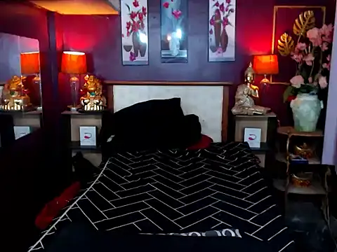 Plastique PATRICIA online show from March 28, 2026, 8:37 am