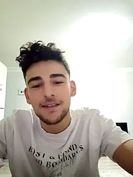 yasinesra757  online show from December 19, 2025, 1:13 pm