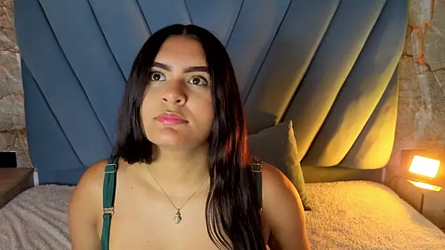 Snapshot of amarahanks1 chatting on November 4, 2025, 12:31 pm amarahanks1 online show from November 4, 2025, 12:31 pm